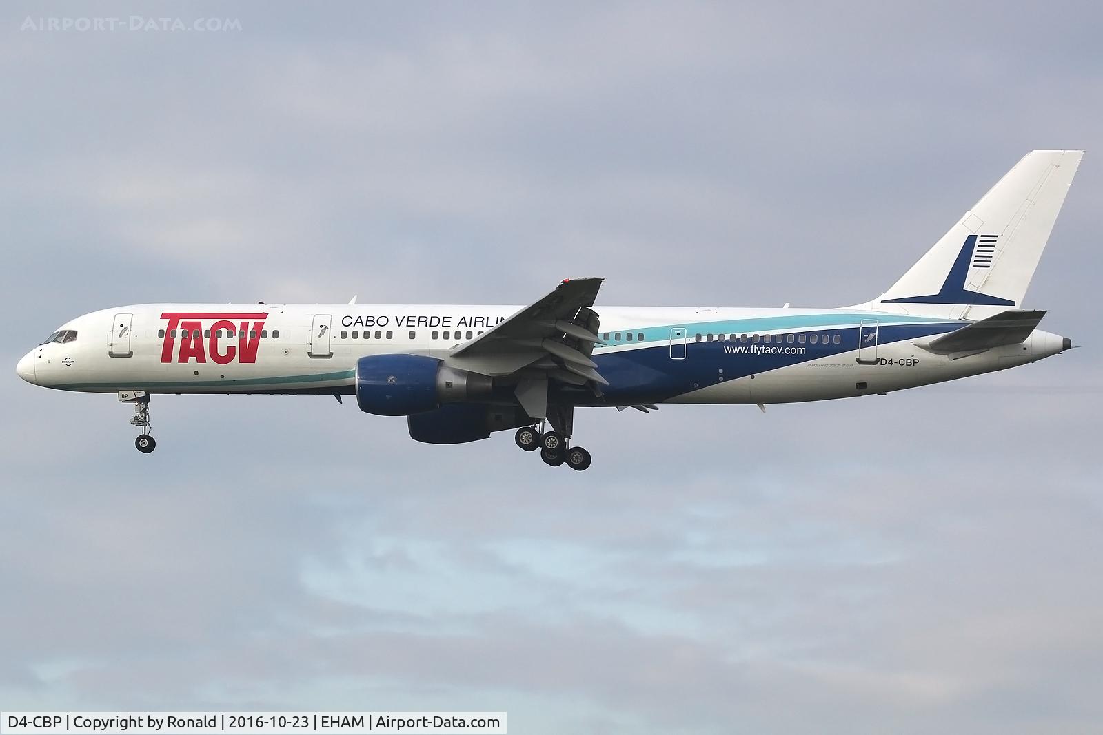 D4-CBP, 2001 Boeing 757-2Q8 C/N 30045, at spl
