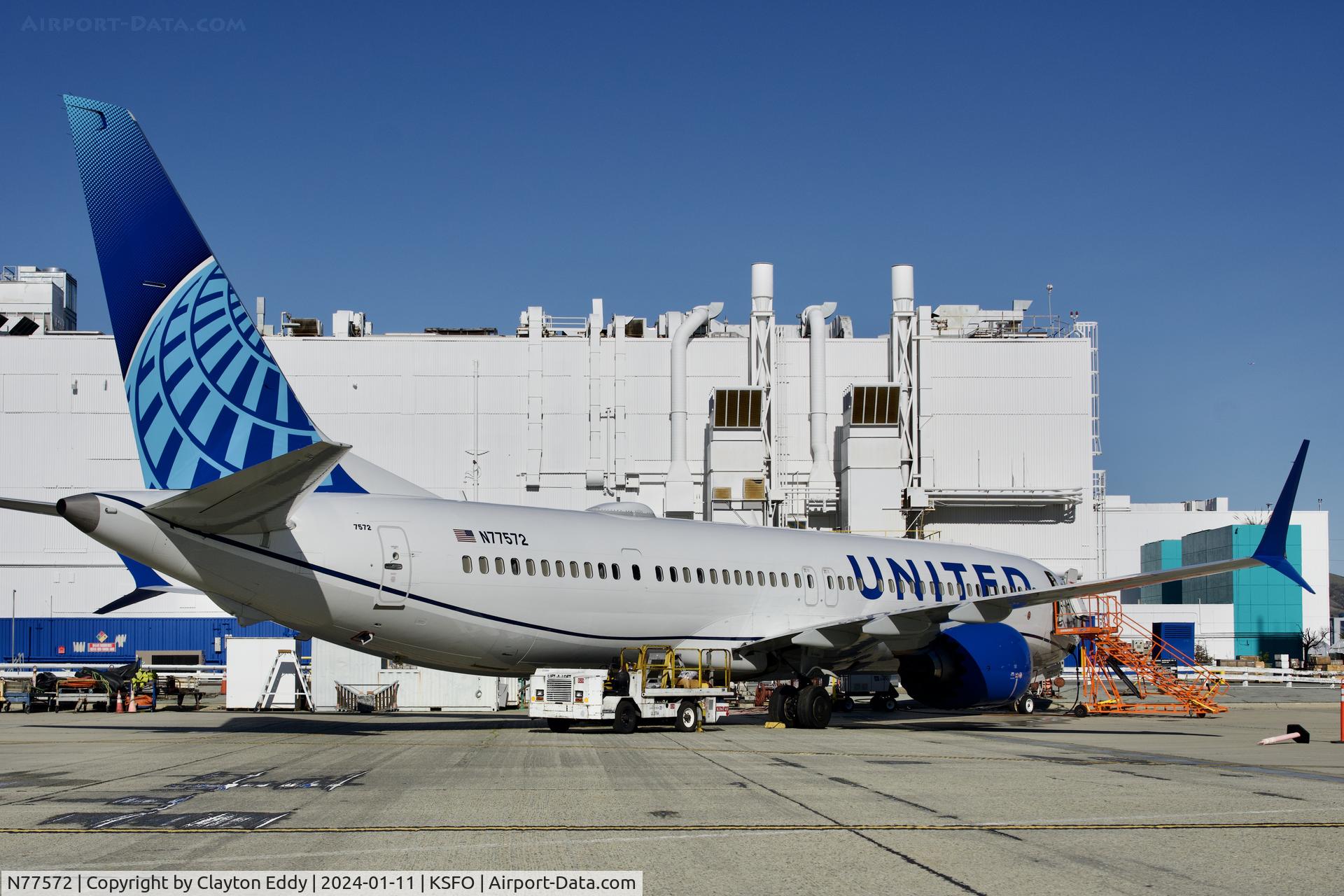 N77572, 2023 Boeing 737-9 MAX C/N 67192, SFO 2023.