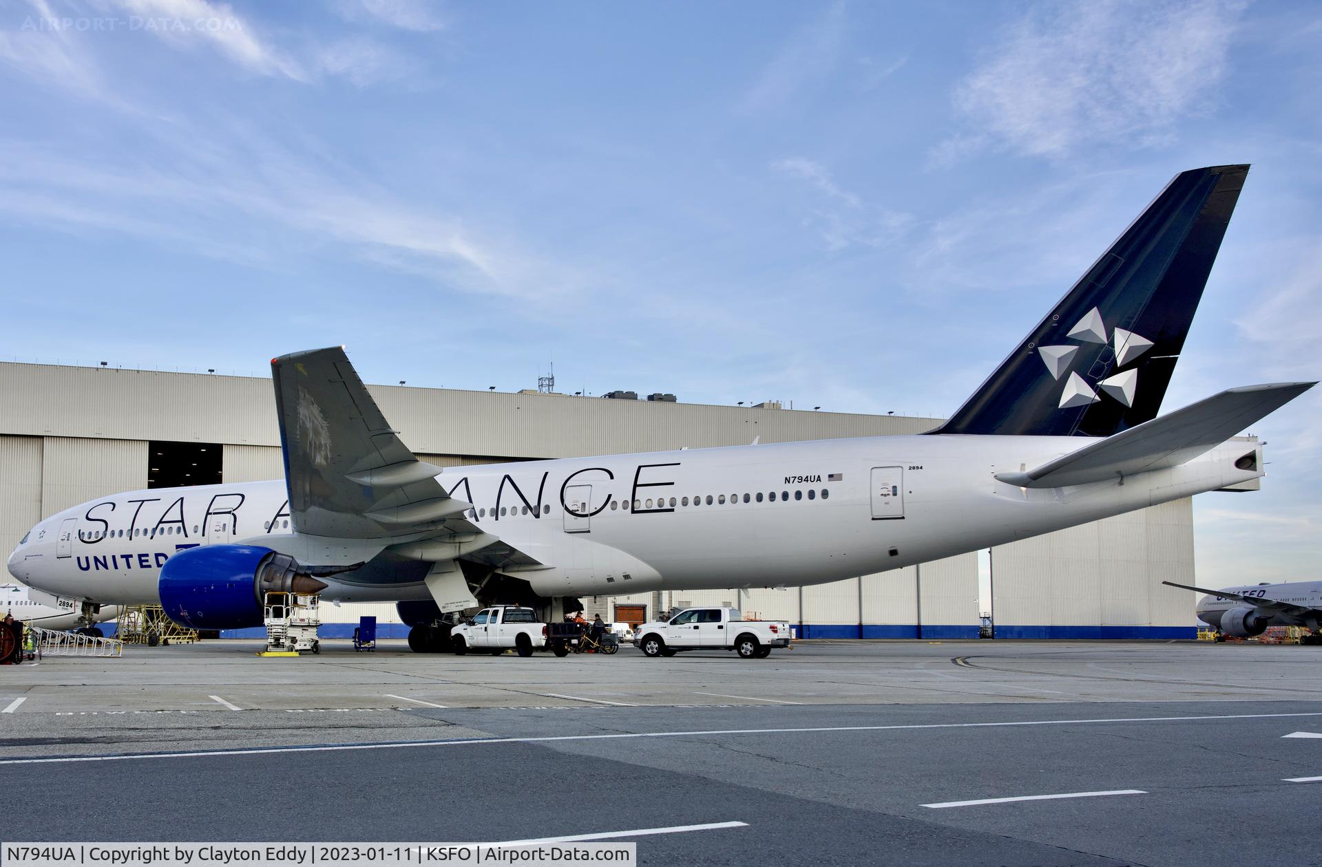 N794UA, 1997 Boeing 777-222 C/N 26953, SFO 2024.