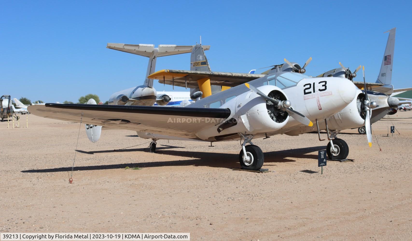 39213, Beech UC-45J Expeditor C/N 4297, C-45 zx