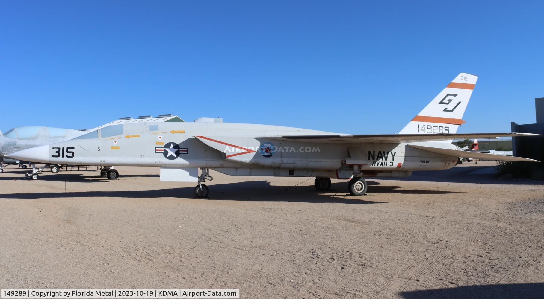149289, 1962 North American RA-5C Vigilante C/N 269-24 (149289), RA-5 zx