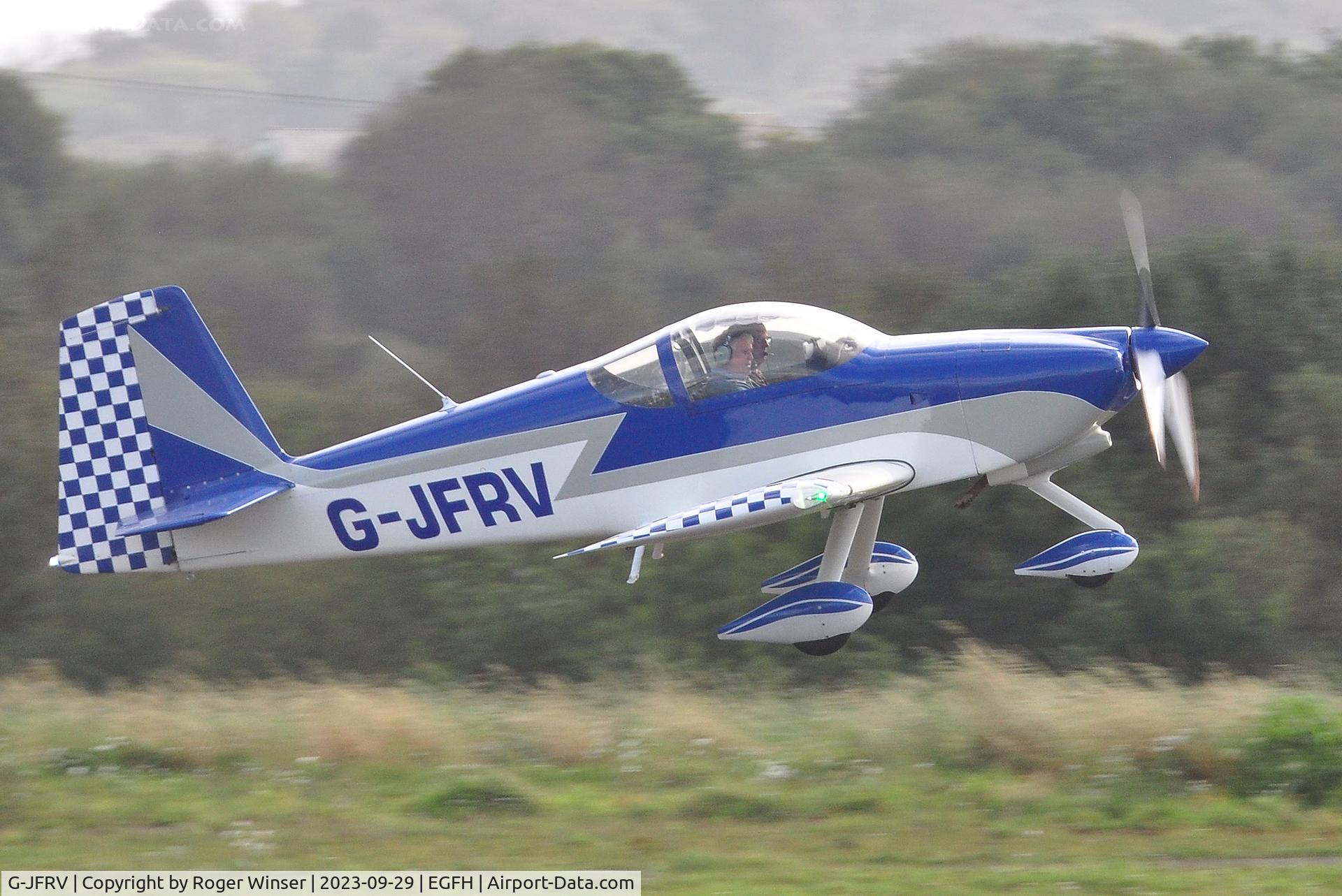 G-JFRV, 2004 Vans RV-7A C/N PFA 323-13851, Visiting RV-7A departing Runway 28.