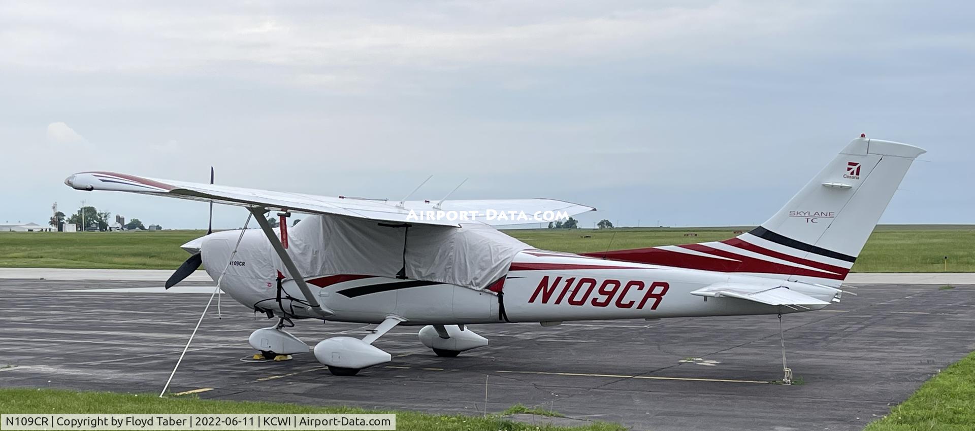 N109CR, 2006 Cessna T182T Turbo Skylane C/N T18208553, On the GA Ramp