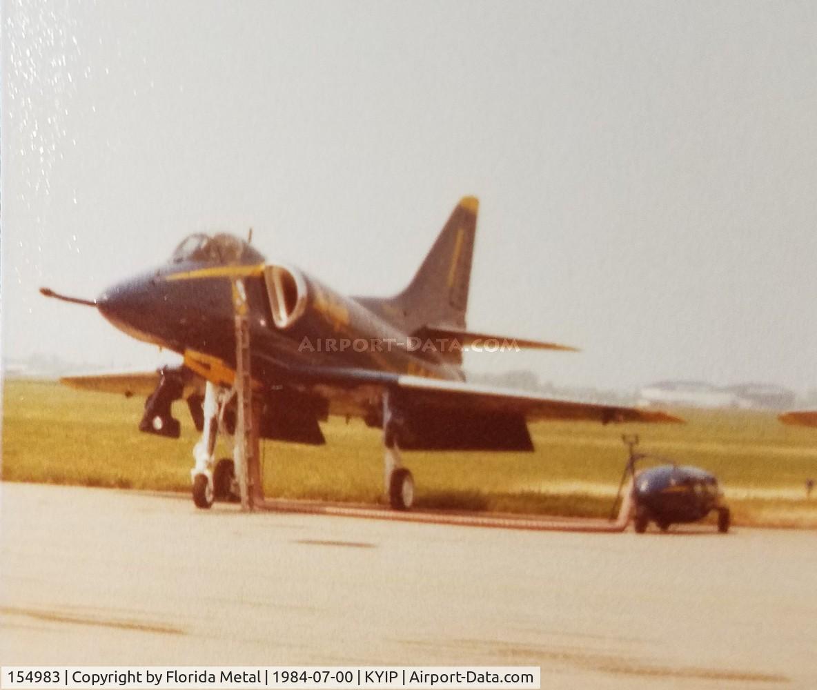 154983, Douglas A-4F Skyhawk C/N 13799, Blue Angels A-4 zx