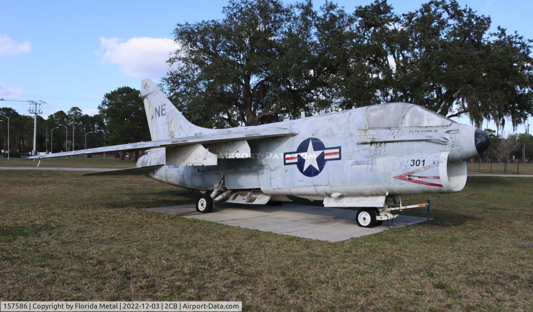 157586, LTV A-7E Corsair II C/N E-309, A-7 zx painted as 157503