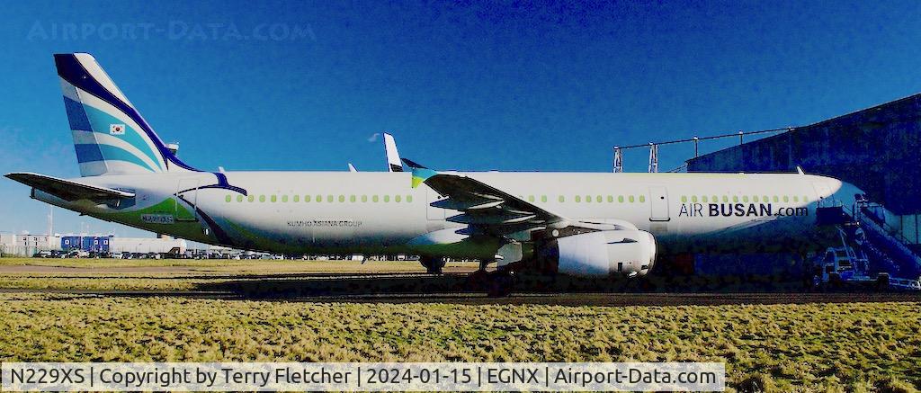 N229XS, 2004 Airbus A321-231 C/N 2290, At East Midlands