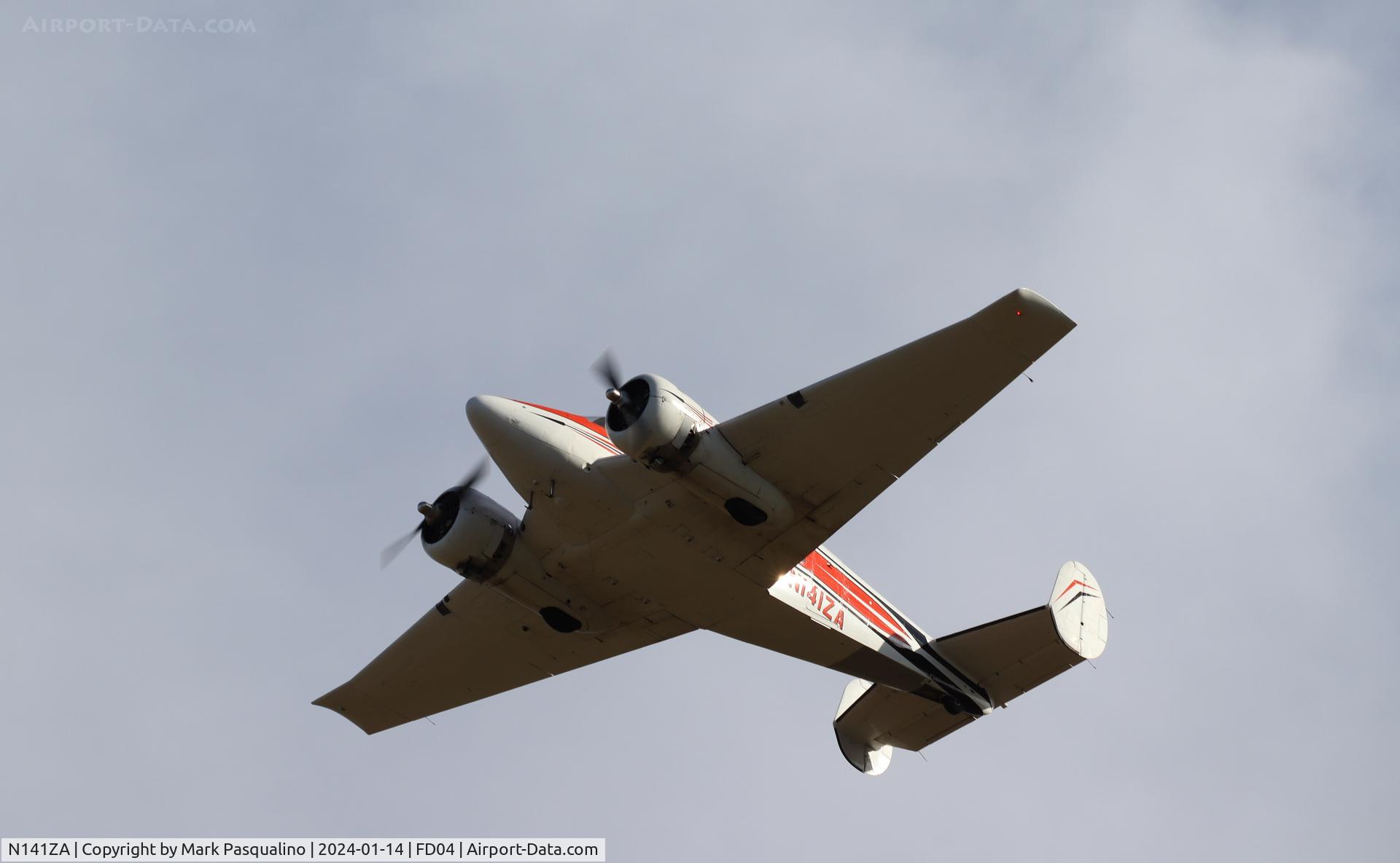 N141ZA, 1956 Beech E18S C/N BA-178, Beech E18S