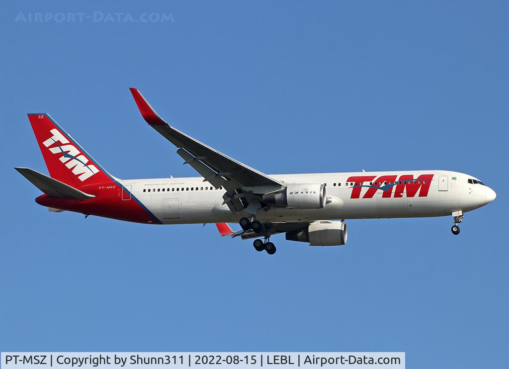 PT-MSZ, 2013 Boeing 767-316/ER C/N 41994, Landing rwy 06L... Disney c/s removed...