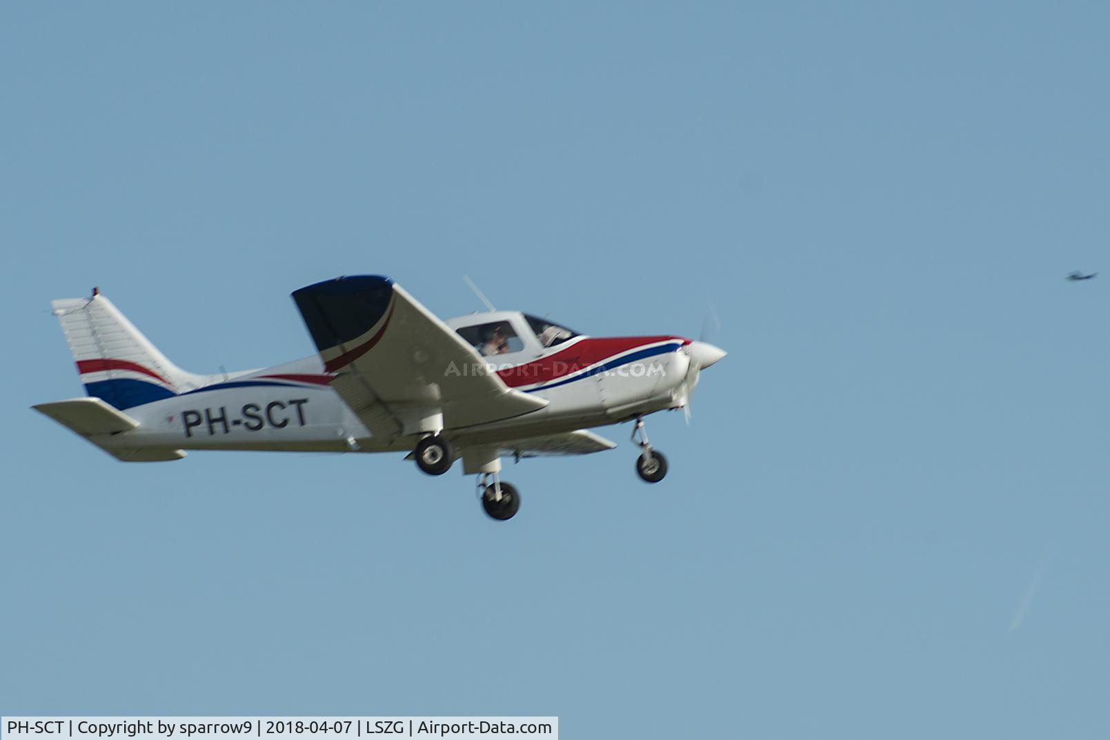 PH-SCT, 1981 Piper PA-28-161 Cherokee Warrior II C/N 28-8116119, Leaving Grenchen.