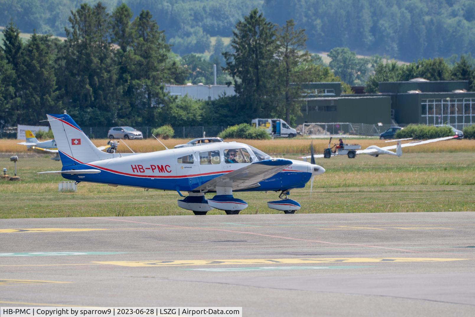 HB-PMC, 1989 Piper PA-28-161 C/N 2816077, With a new paint-scheme. HB-registered since 1989-02-15.