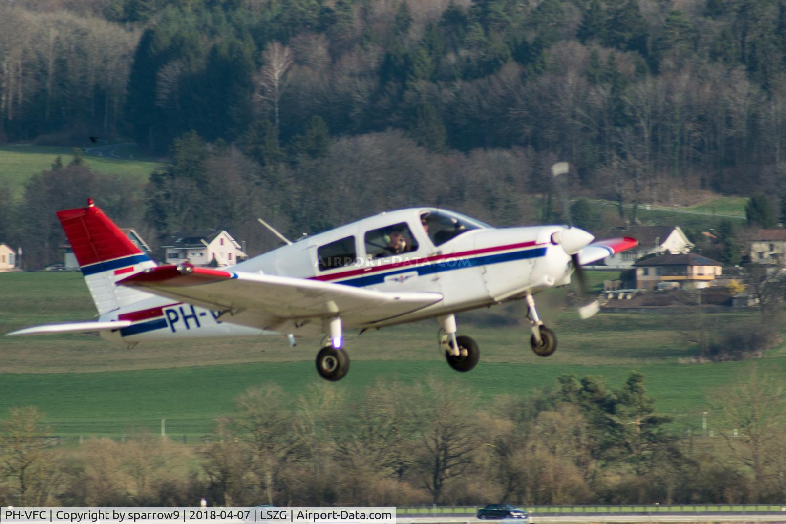 PH-VFC, 1989 Piper PA-28-161 C/N 2841314, Leaving Grenchen