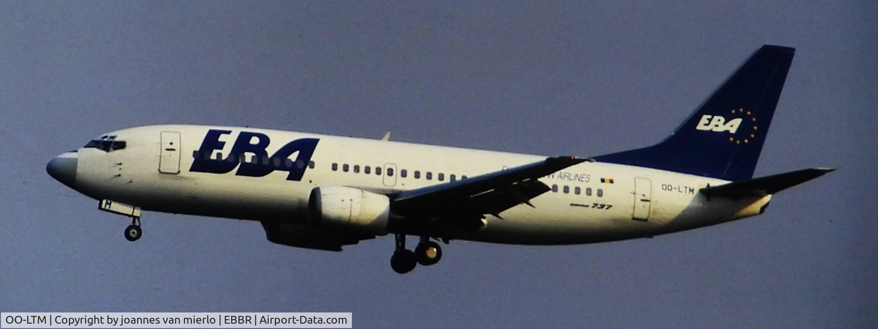 OO-LTM, 1991 Boeing 737-3M8 C/N 25070, borrowed nose