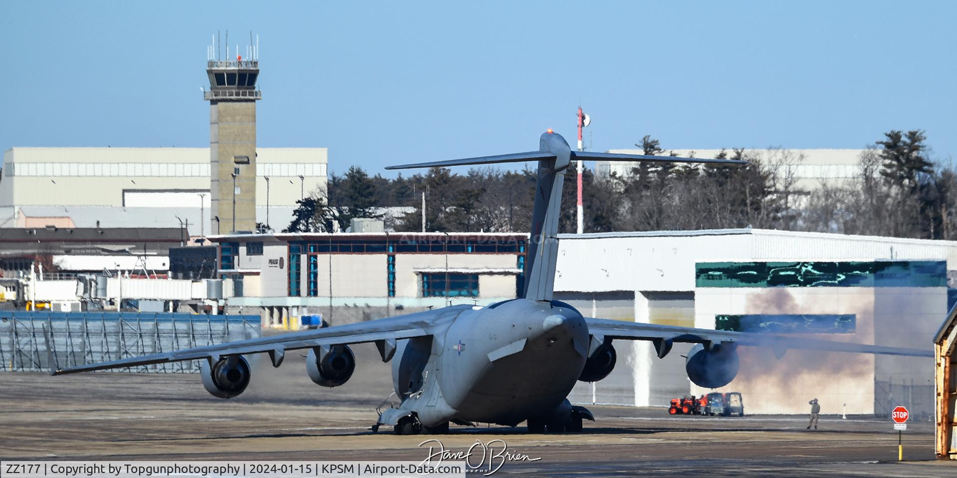 ZZ177, 2010 Boeing C-17A Globemaster III C/N F-227, ASCOT6646 starting engines for his trip to Belize