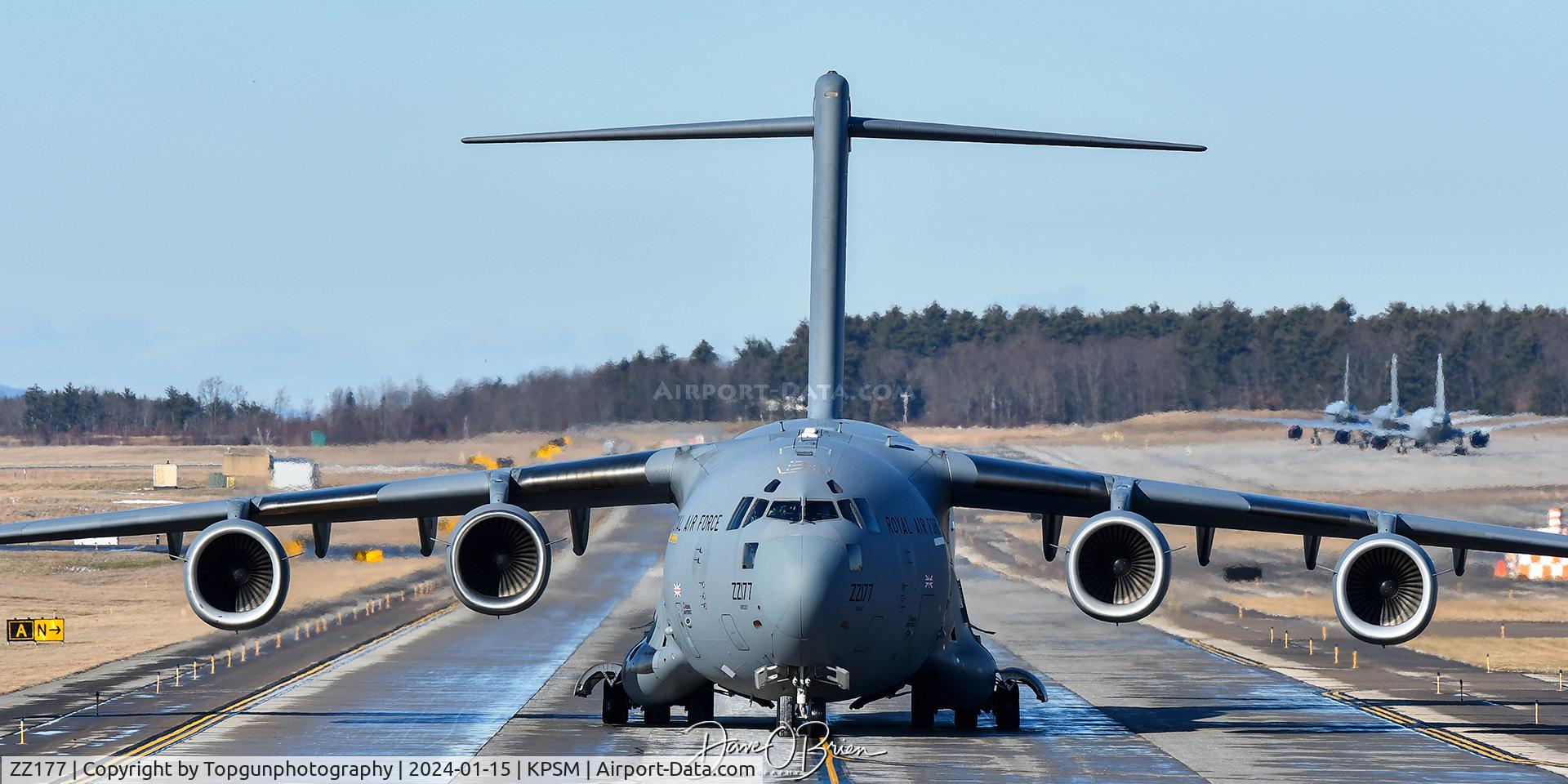 ZZ177, 2010 Boeing C-17A Globemaster III C/N F-227, ASCOT6646 taxiing to RW34