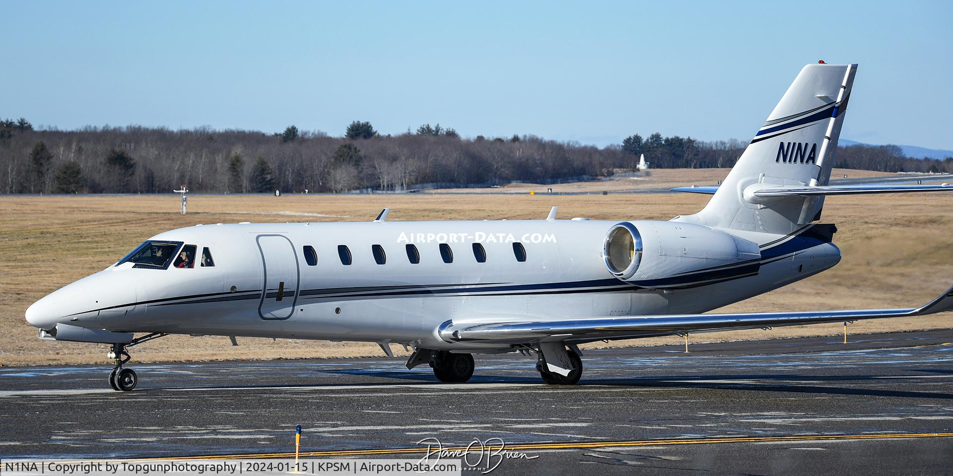 N1NA, 2007 Cessna 680 Citation Sovereign C/N 680-0141, taxiing up to RW34