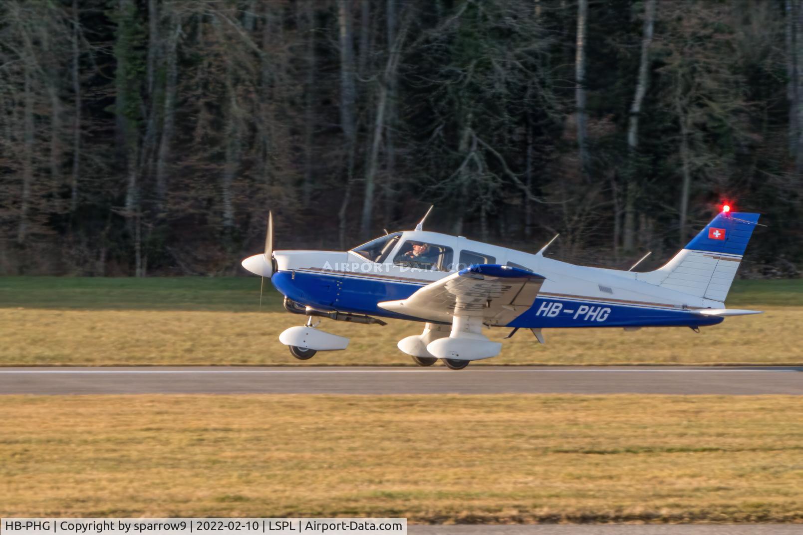 HB-PHG, 1981 Piper PA-28-181 Archer II C/N 28-8190221, We have lift-off, Langenthal-Bleienbach. HB-registered since 1982-08-16.