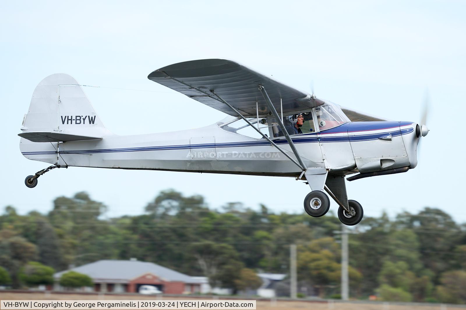 VH-BYW, 1955 Auster J-5P Autocar C/N 3136, Antique Aeroplane Assn of Australia National Fly-in.