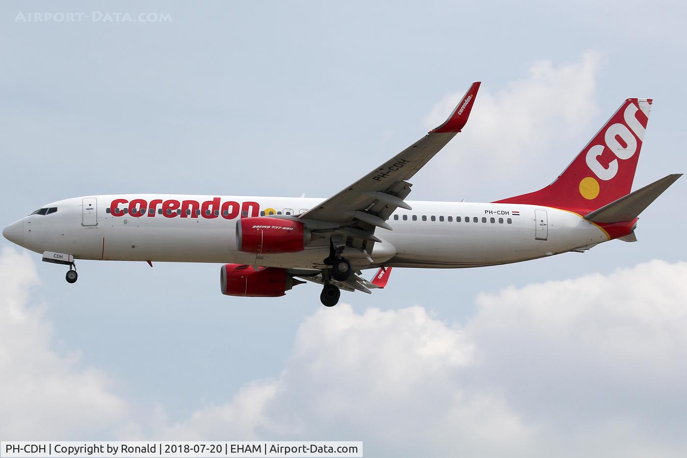 PH-CDH, 2011 Boeing 737-86J C/N 36121, at spl
