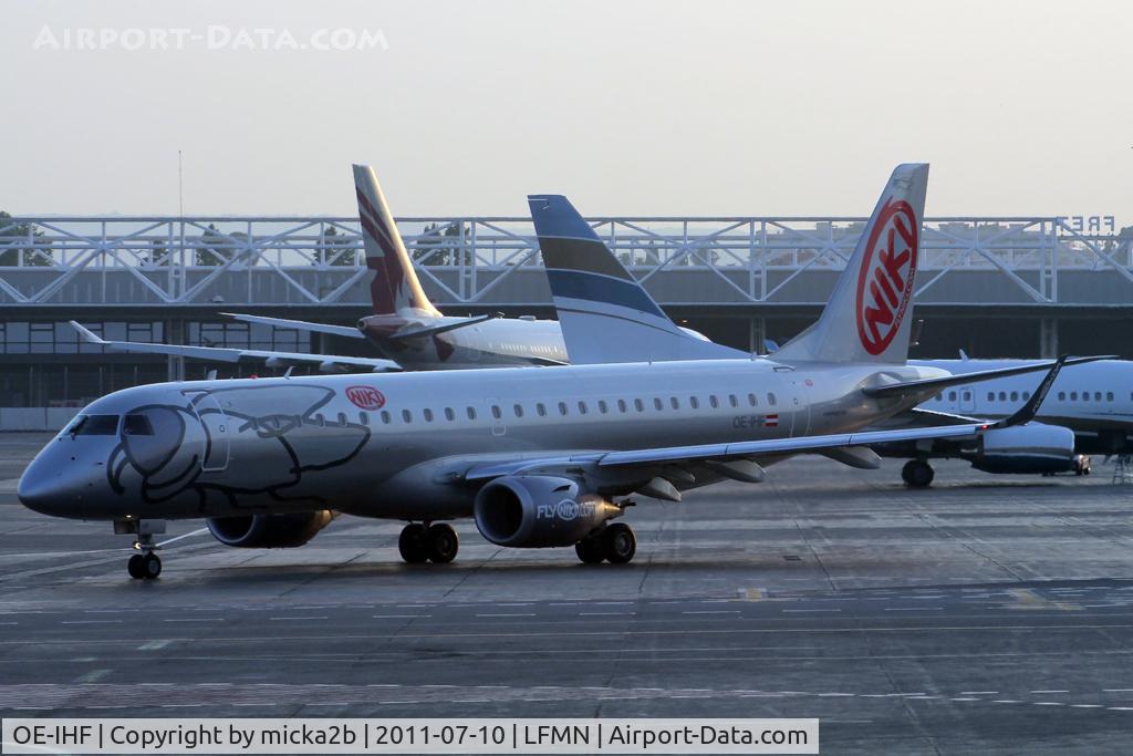 OE-IHF, 2011 Embraer 190LR (ERJ-190-100LR) C/N 19000420, Taxiing