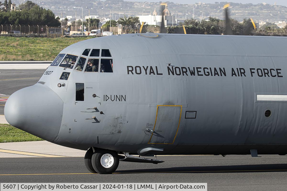 5607, 2009 Lockheed Martin C-130J-30 Super Hercules C/N 382-5607, Charlie