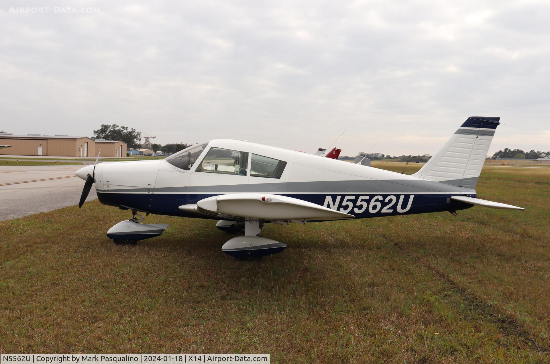 N5562U, 1969 Piper PA-28-140 C/N 28-26288, Piper PA-28-140