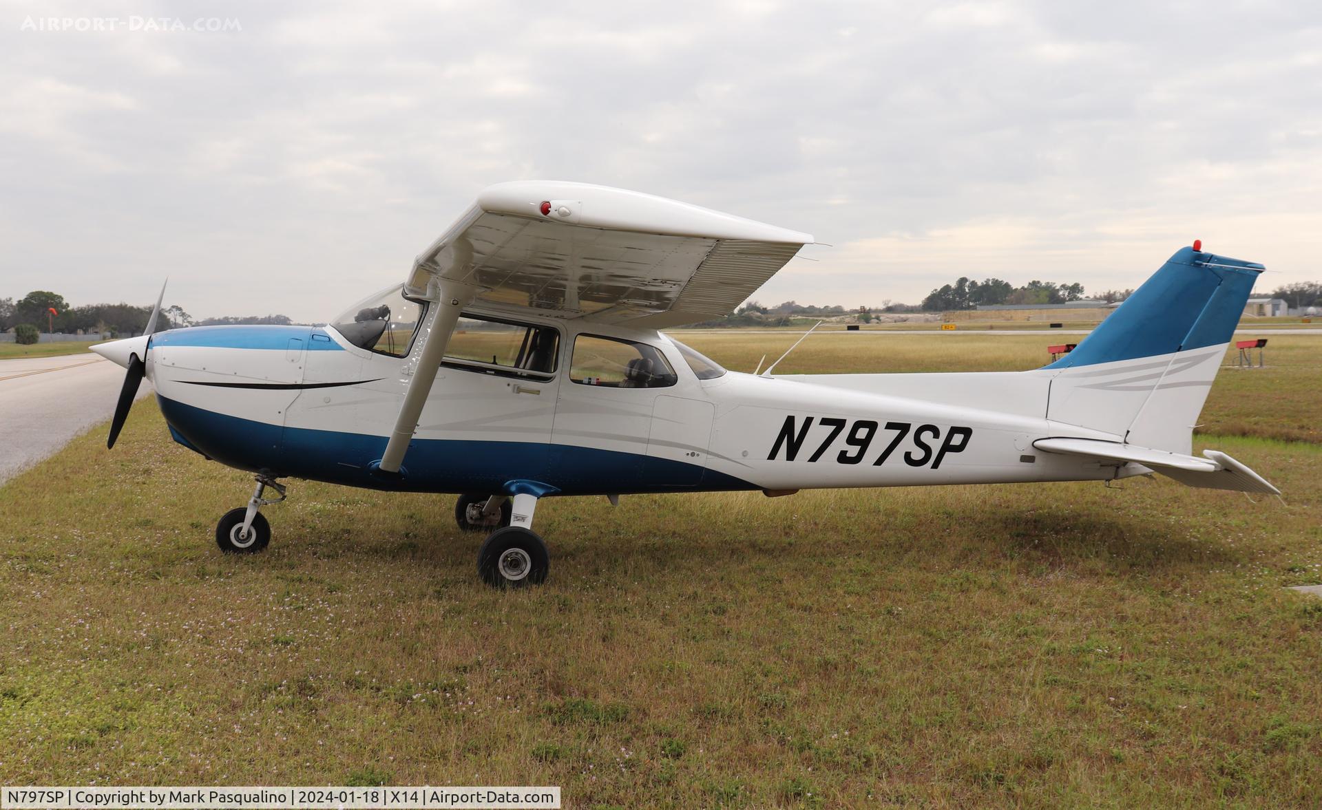 N797SP, 2001 Cessna 172S C/N 172S8721, Cessna 172S