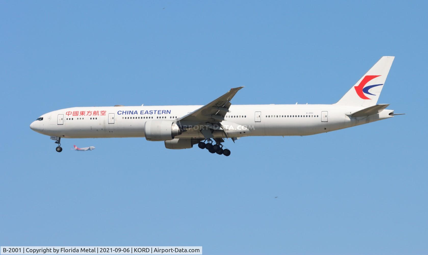 B-2001, 2014 Boeing 777-39P/ER C/N 43269, CCA 773 zx
