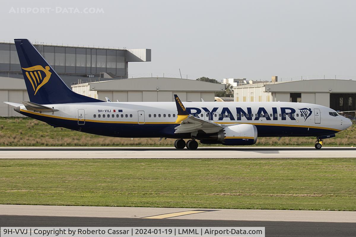 9H-VVJ, Boeing 737-8 MAX C/N 62361, Runway 31