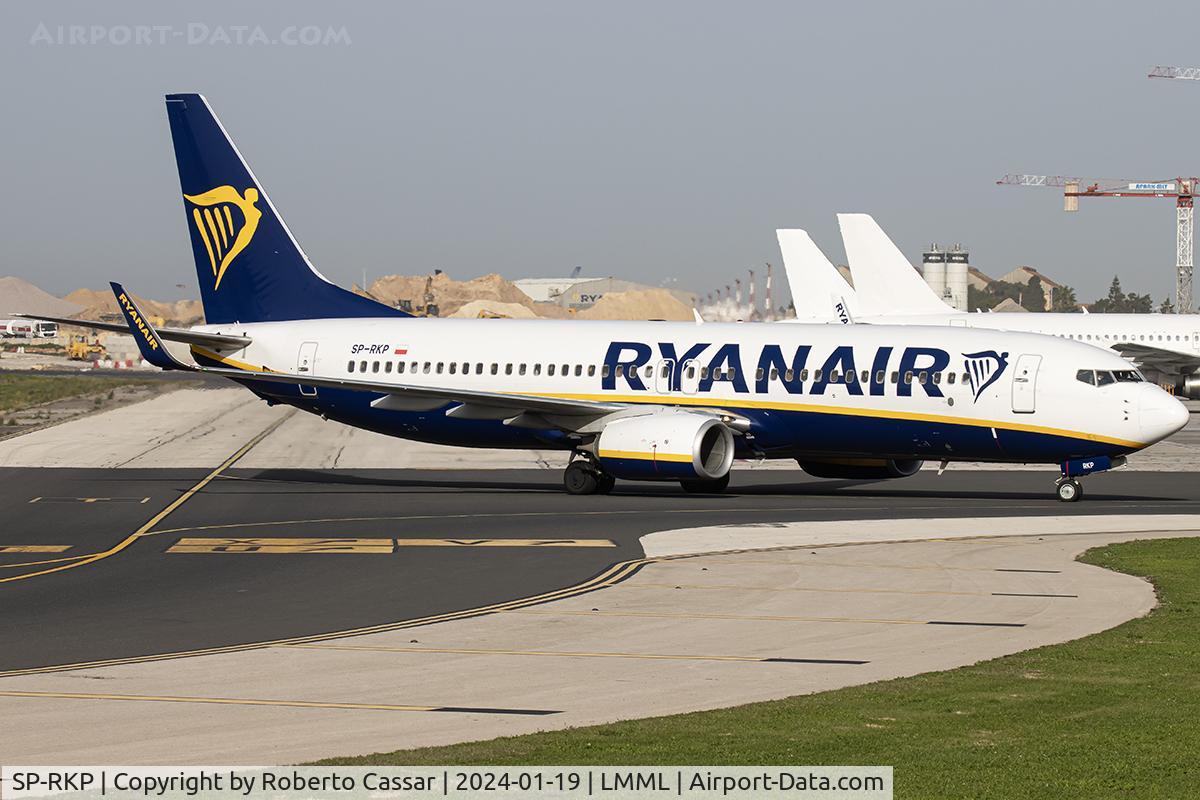 SP-RKP, 2015 Boeing 737-8AS C/N 44701, Park 9