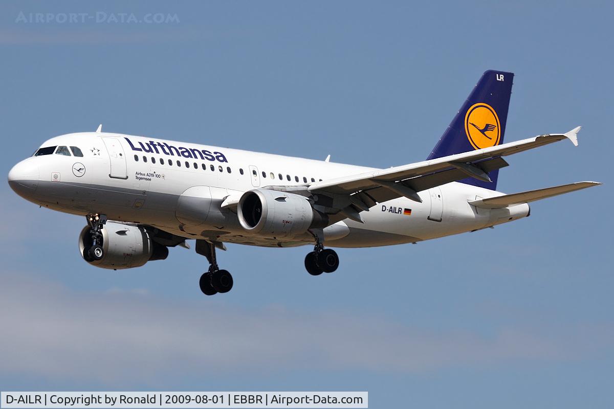 D-AILR, 1997 Airbus A319-114 C/N 723, at bru