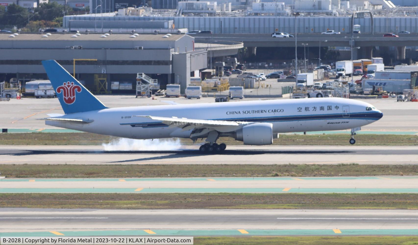 B-2028, 2015 Boeing 777-F1B C/N 41637, CSN 77LRF zx MMSM-LAX