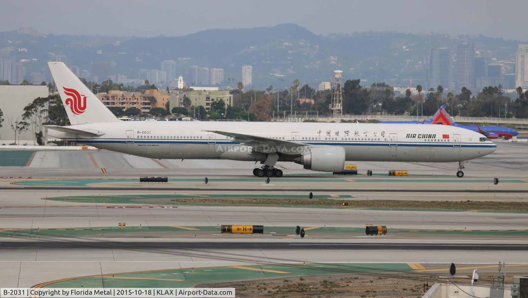 B-2031, 2012 Boeing 777-39L/ER C/N 38670, CCA 773 zx