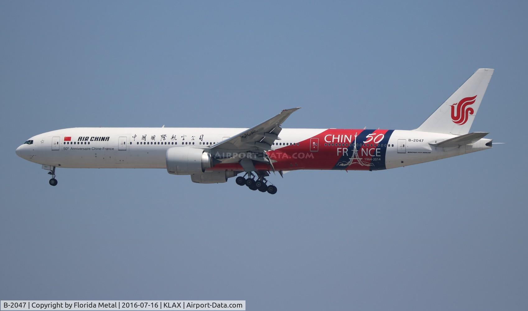B-2047, 2014 Boeing 777-39L/ER C/N 60374/1196, LAX zx
