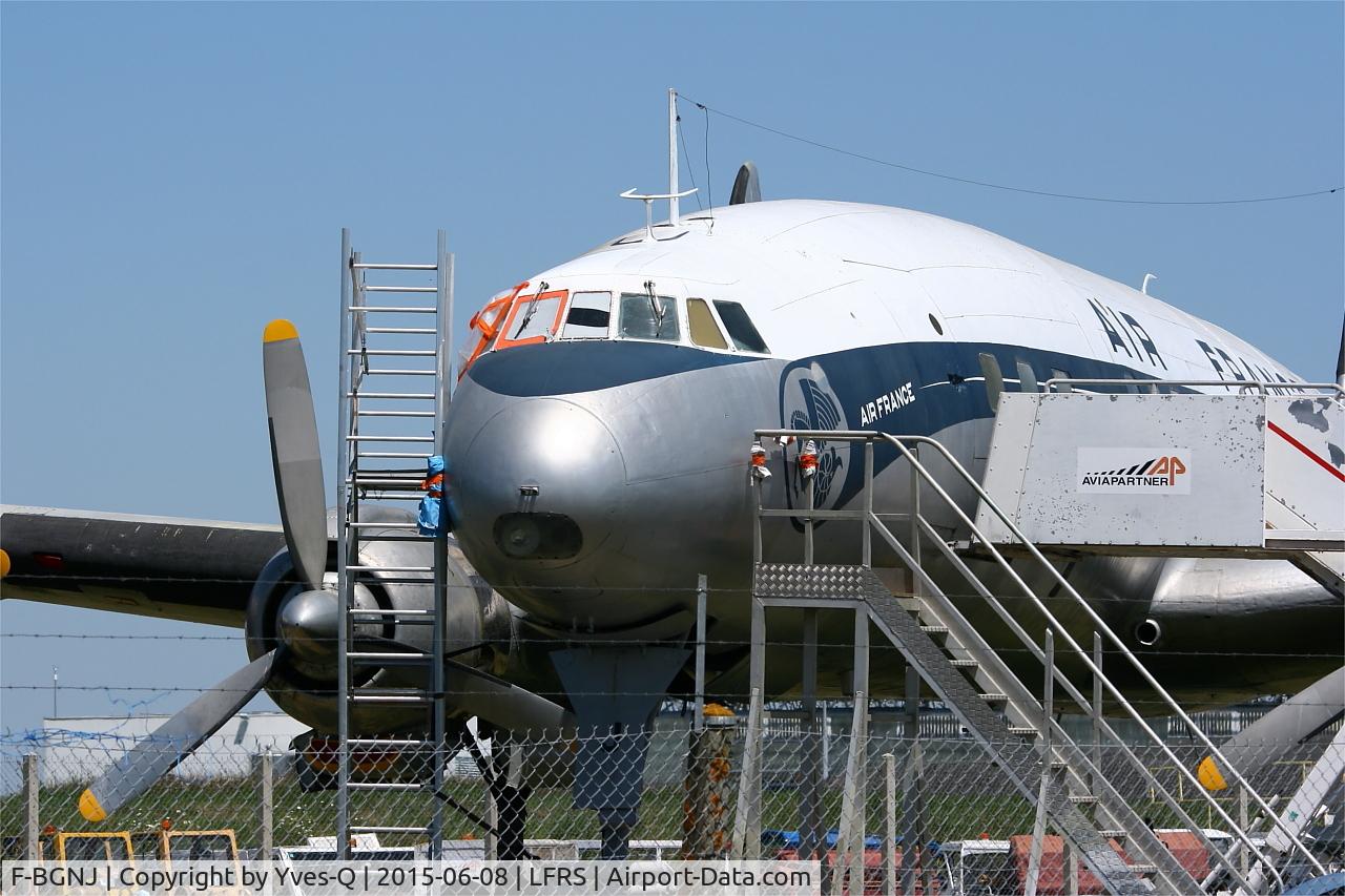F-BGNJ, 1953 Lockheed L-1049G Super Constellation C/N 4519, Lockheed L-1049G Super Constellation, Nantes-Atlantique airport (LFRS-NTE)