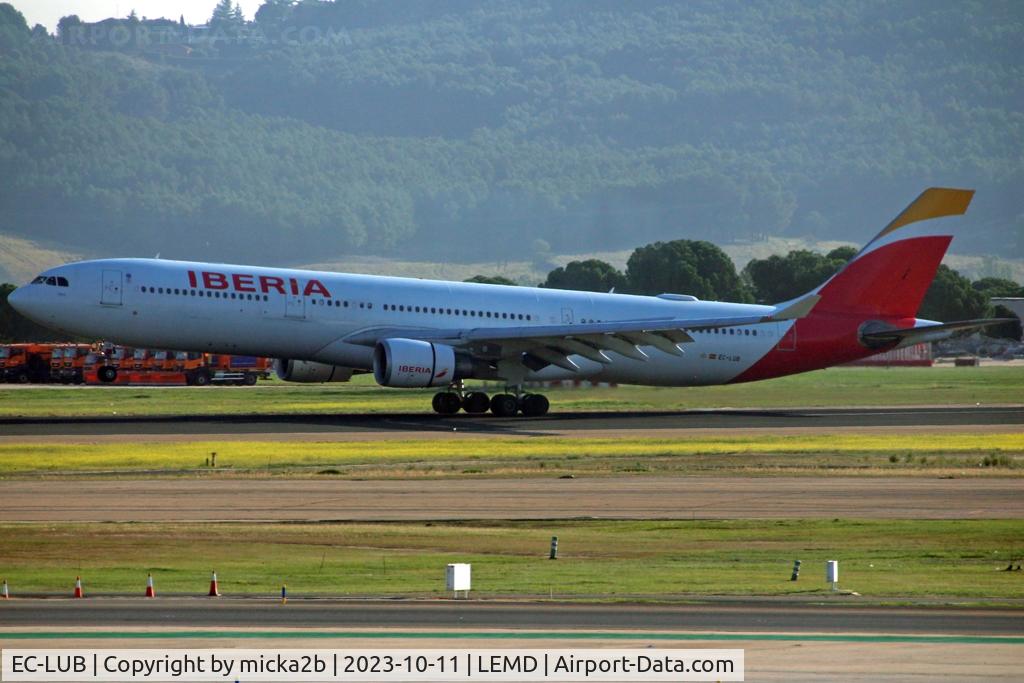 EC-LUB, 2012 Airbus A330-302 C/N 1377, Landing