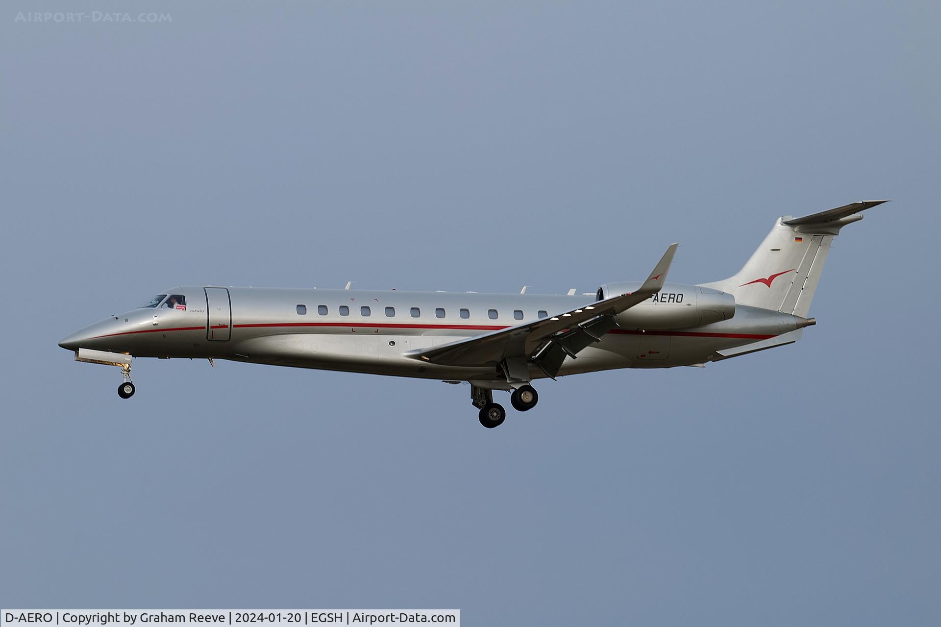 D-AERO, 2015 Embraer EMB-135BJ Legacy 650 C/N 14501214, Landing at Norwich.