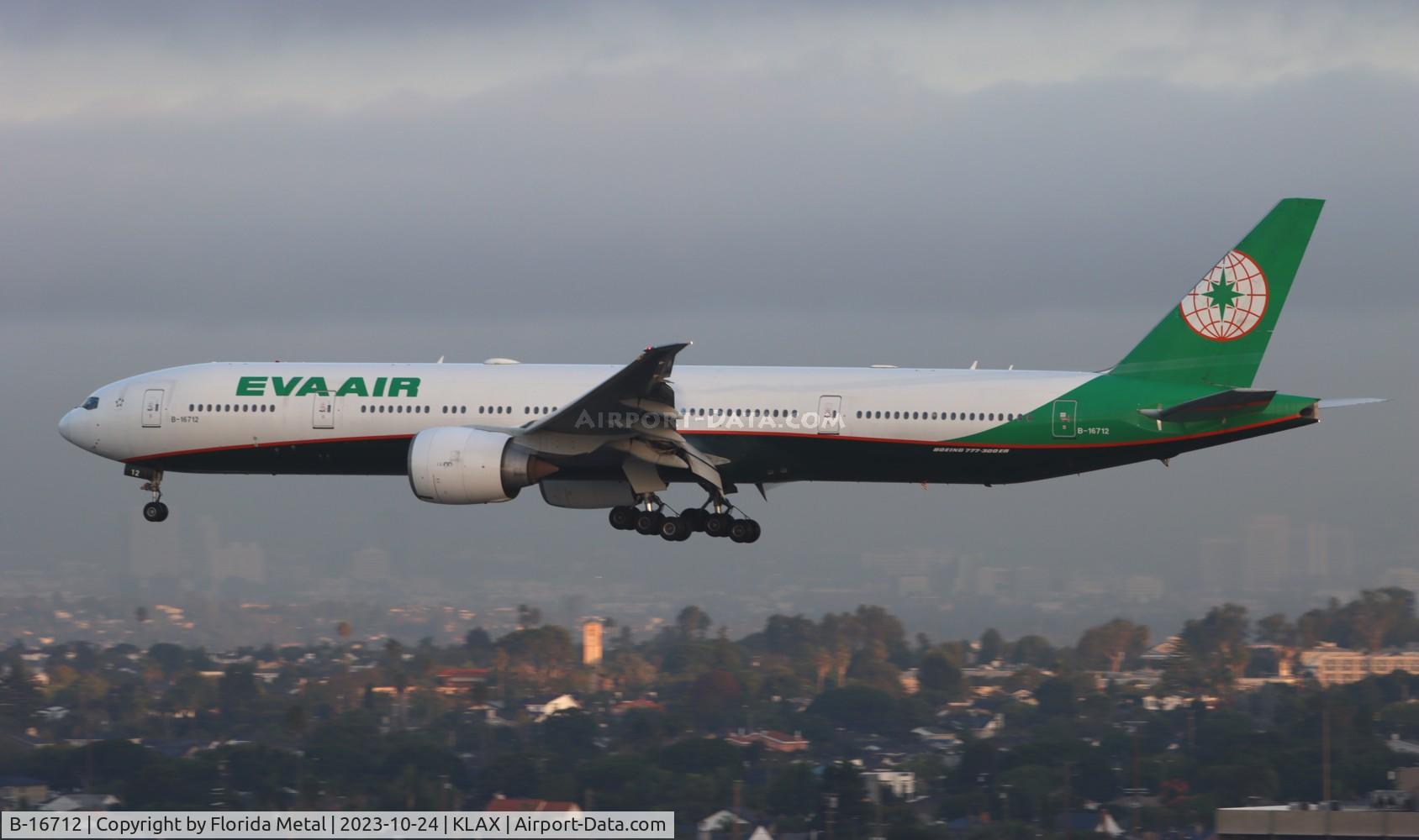 B-16712, 2008 Boeing 777-35E/ER C/N 33755, EVA 773 zx TPE-LAX