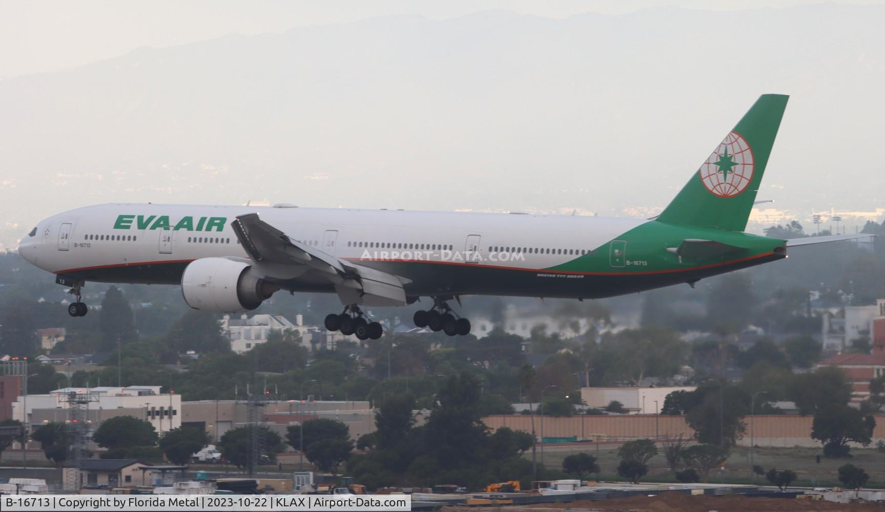 B-16713, 2009 Boeing 777-35E/ER C/N 33756, EVA 773 zx TPE-LAX