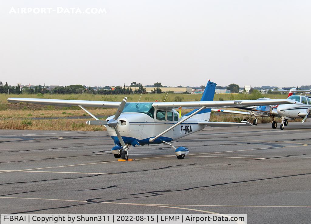 F-BRAI, Cessna P206C Super Skylane C/N P206-0516, Parked at the Airclub...