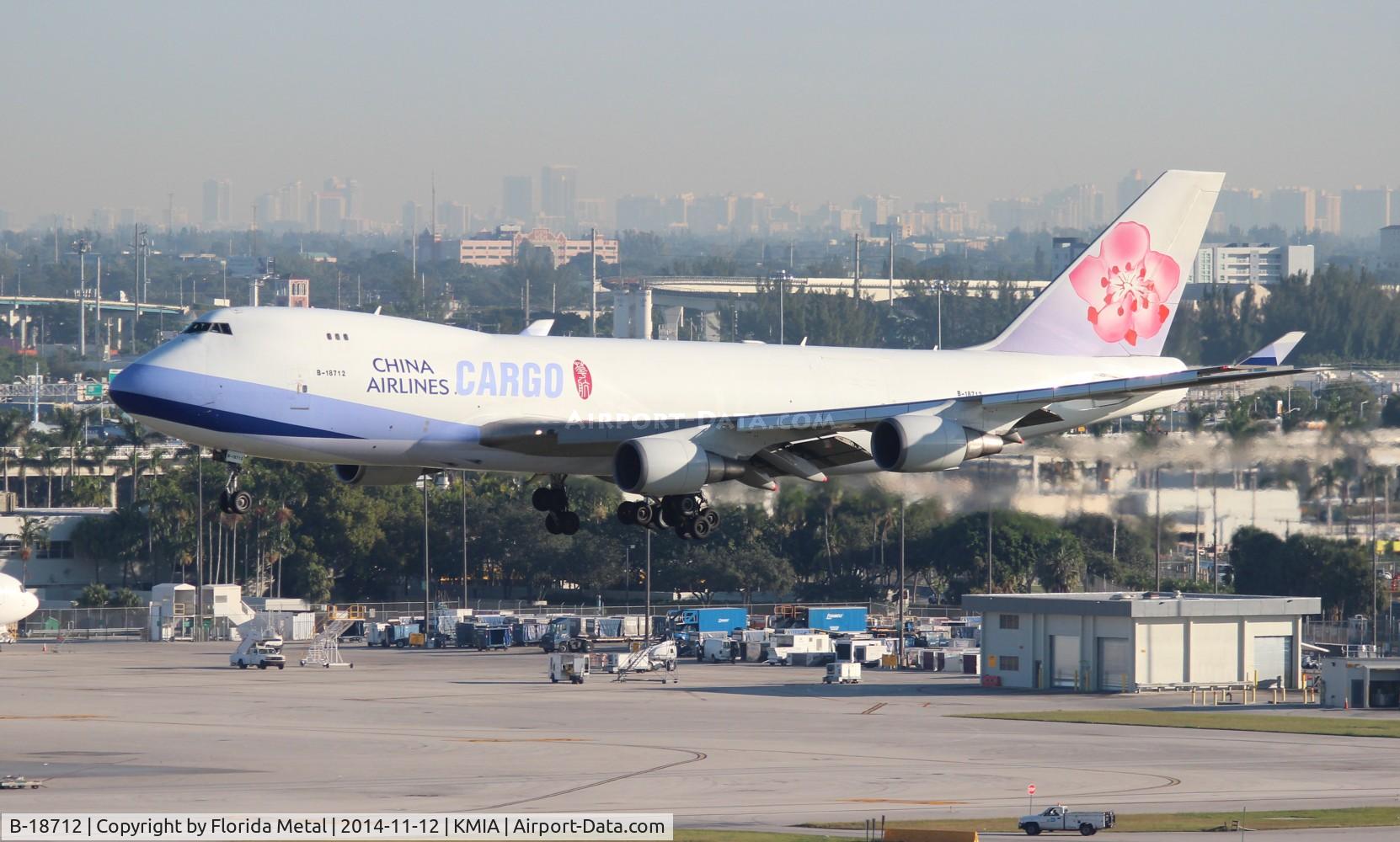 B-18712, 2003 Boeing 747-409F/SCD C/N 33729, CAL 747-400F zx
