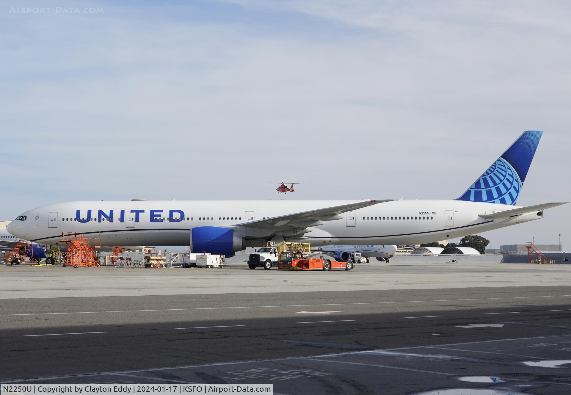 N2250U, 2019 Boeing 777-300/ER C/N 66590, SFO 2024.