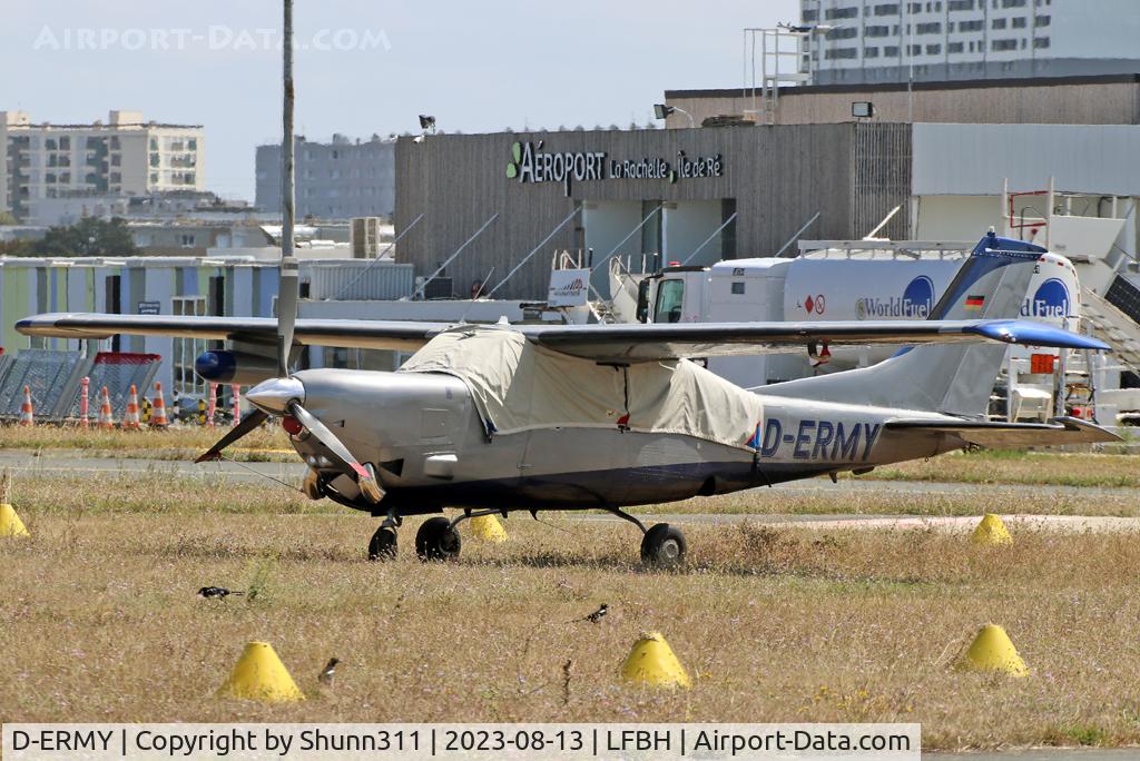 D-ERMY, 1981 Cessna P210N Pressurised Centurion C/N P21000739, Parked in the grass...