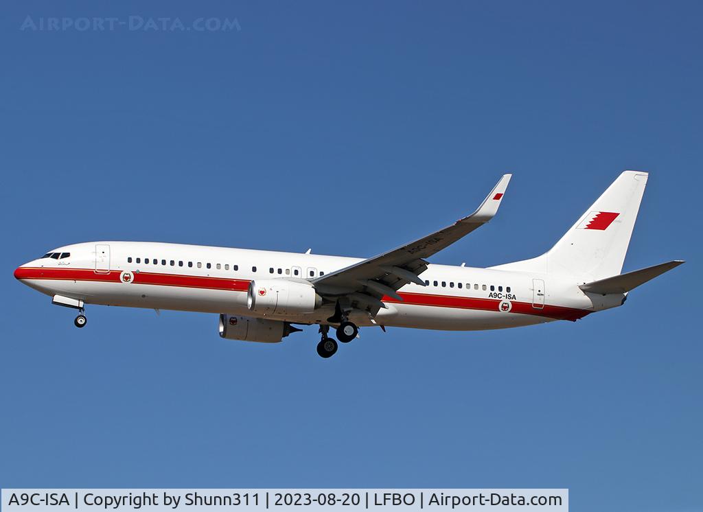 A9C-ISA, 2015 Boeing 737-86J C/N 37750, Landing rwy 32L