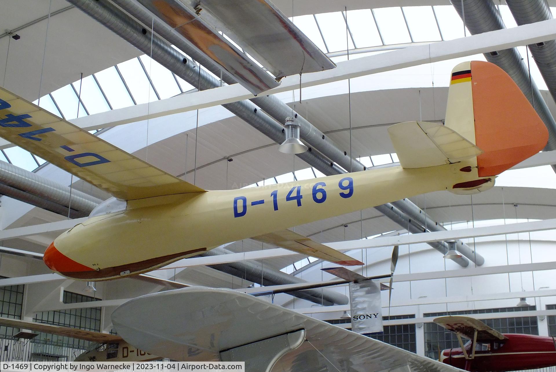 D-1469, 1959 DFS Olympia-Meise C/N Not found D-1469, DFS (M. Dorfner, F. Unfried) Olympia-Meise at the Flugwerft Schleißheim of Deutsches Museum, Oberschleißheim
