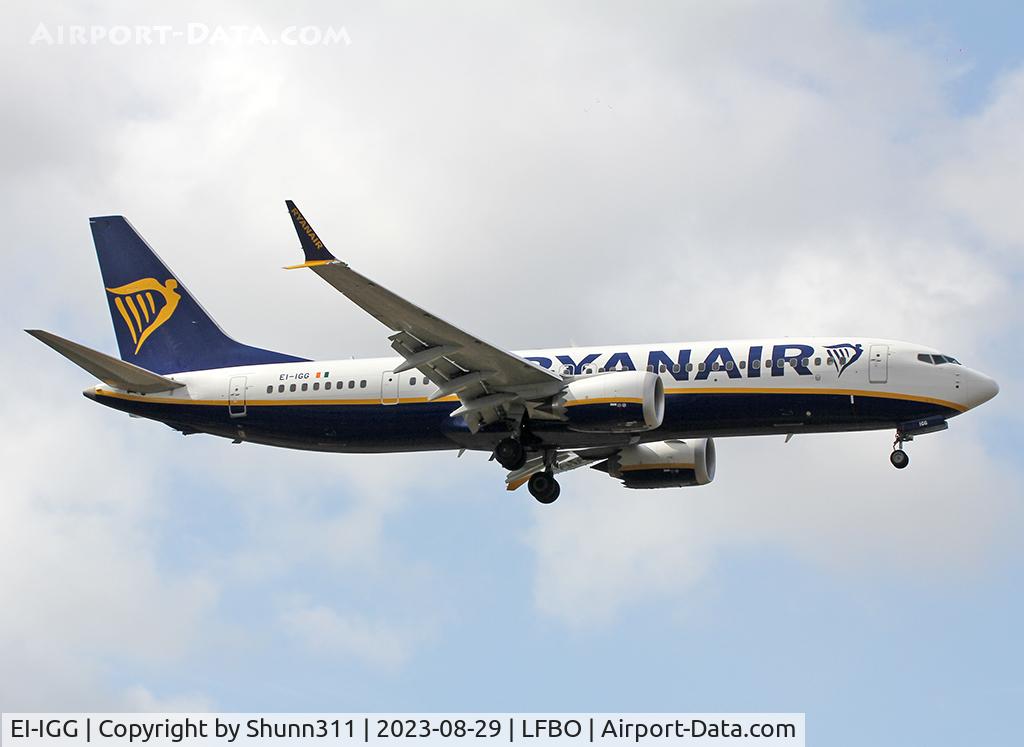 EI-IGG, 2023 Boeing 737-8-200 MAX C/N 62348, Landing rwy 32L