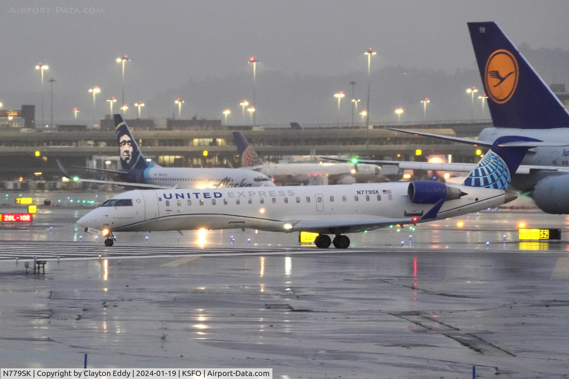 N779SK, 2009 Bombardier CRJ-702 (CL-600-2C10) Regional Jet C/N 10276, SFO 2024.