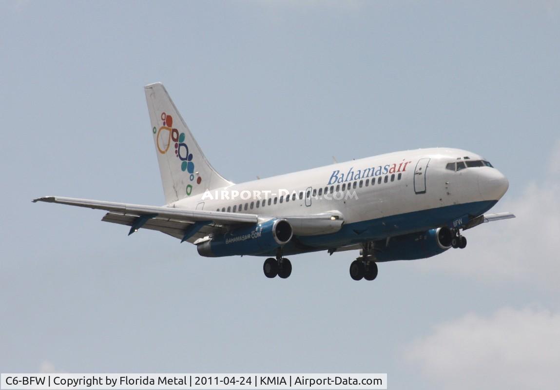 C6-BFW, 1982 Boeing 737-2K5 C/N 22601, MIA zx