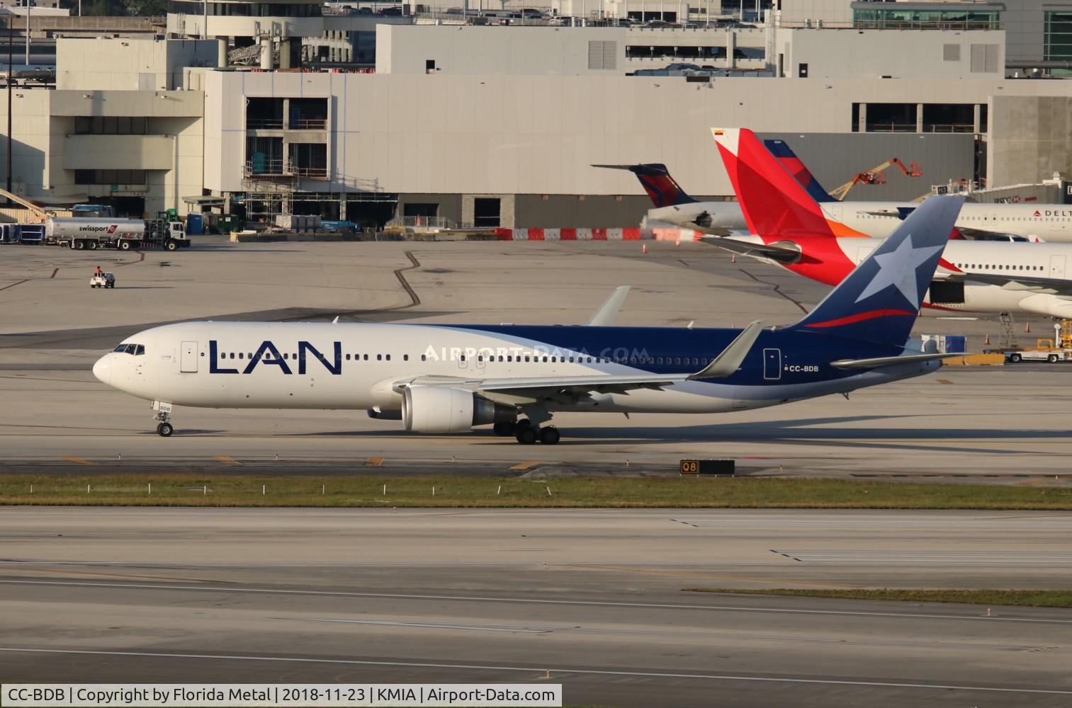 CC-BDB, 2011 Boeing 767-316/ER C/N 40590, LAN 763 zx