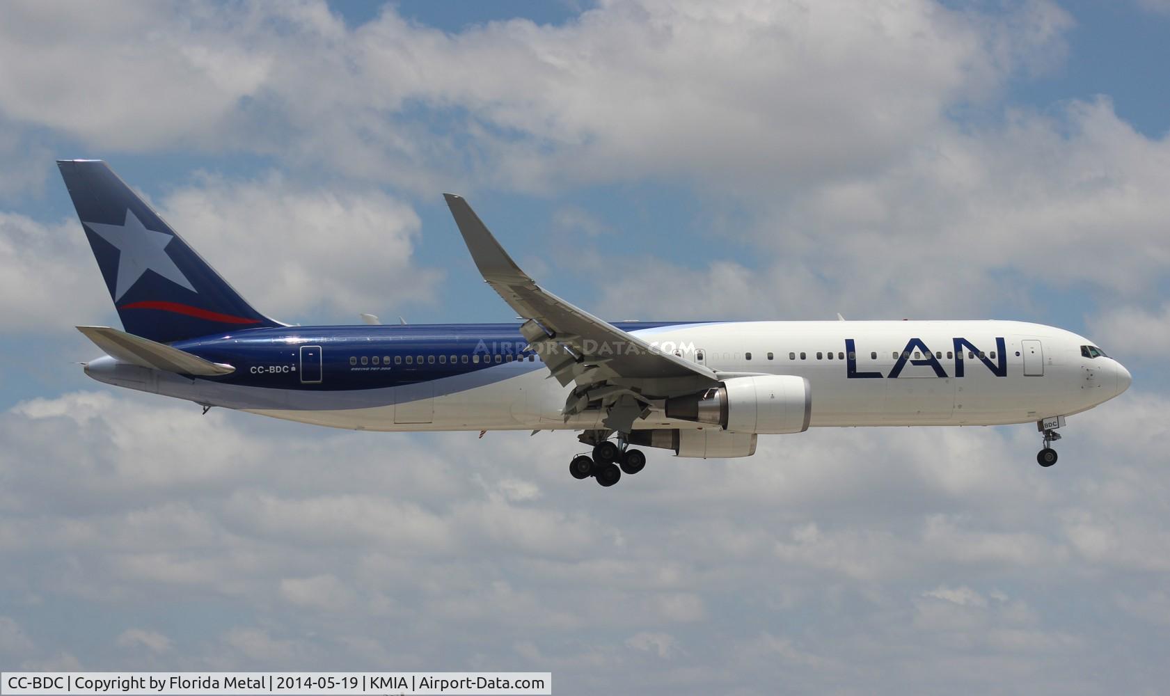 CC-BDC, 2011 Boeing 767-316/ER C/N 40591, LAN 763 zx