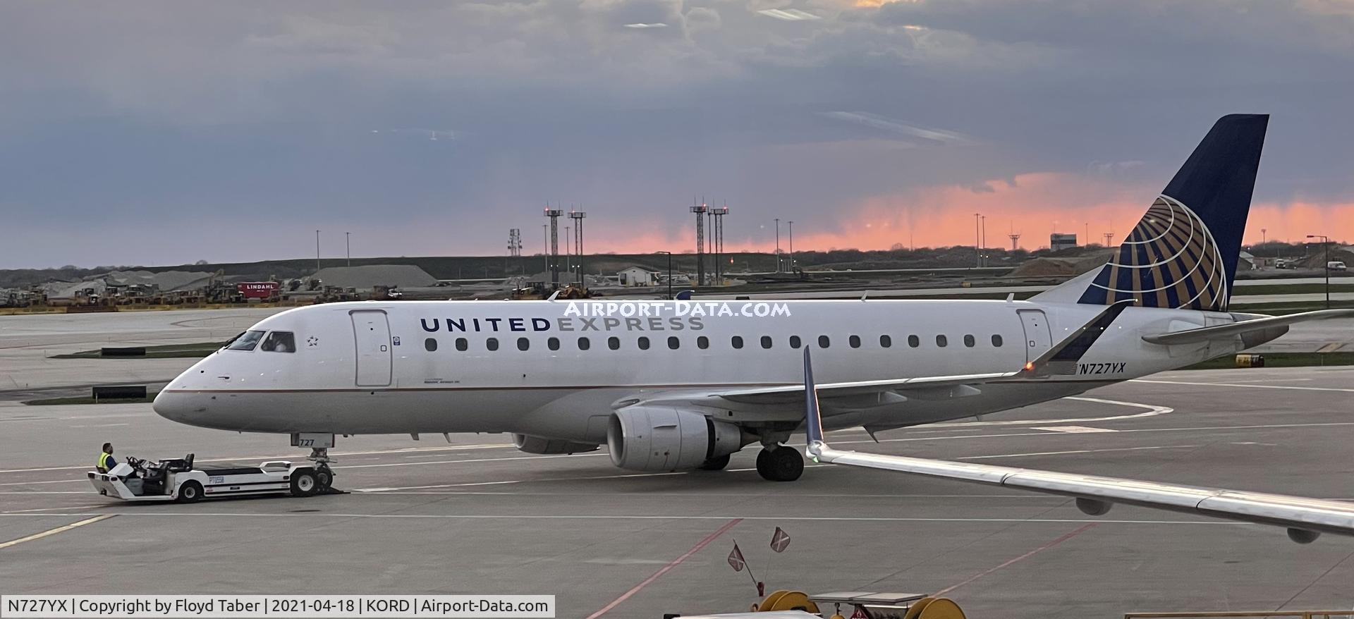 N727YX, 2015 Embraer 175LR (ERJ-170-200LR) C/N 17000509, Backing out from its gate for takeoff